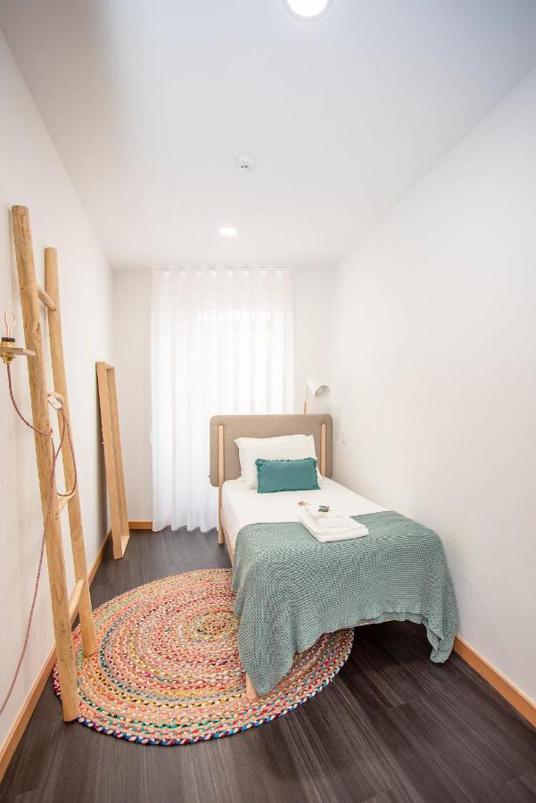 Liiiving In - Downtown Spacious Porto