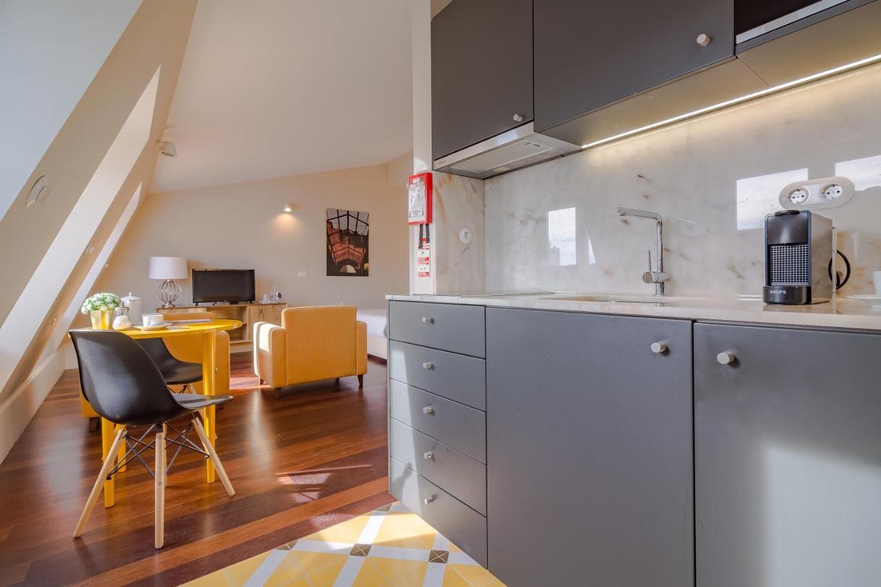 Youropo - Market Apartment