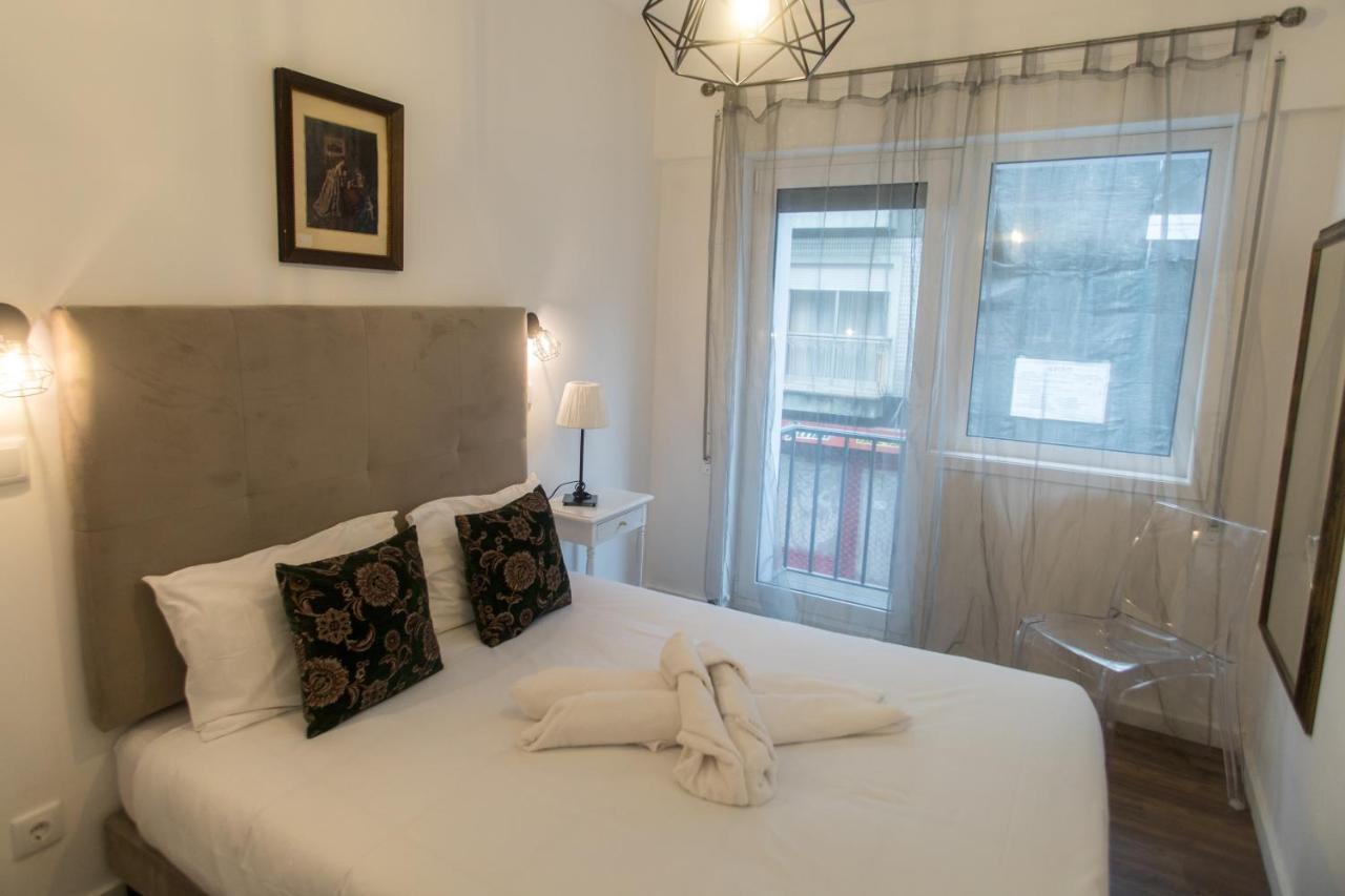Almada & Apartment Porto