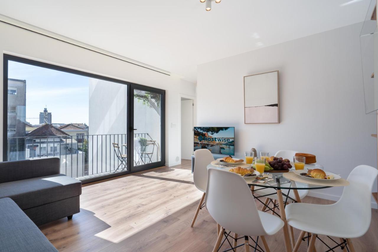Host Wise - Bright & Contemporary Flat - Ace Location Porto