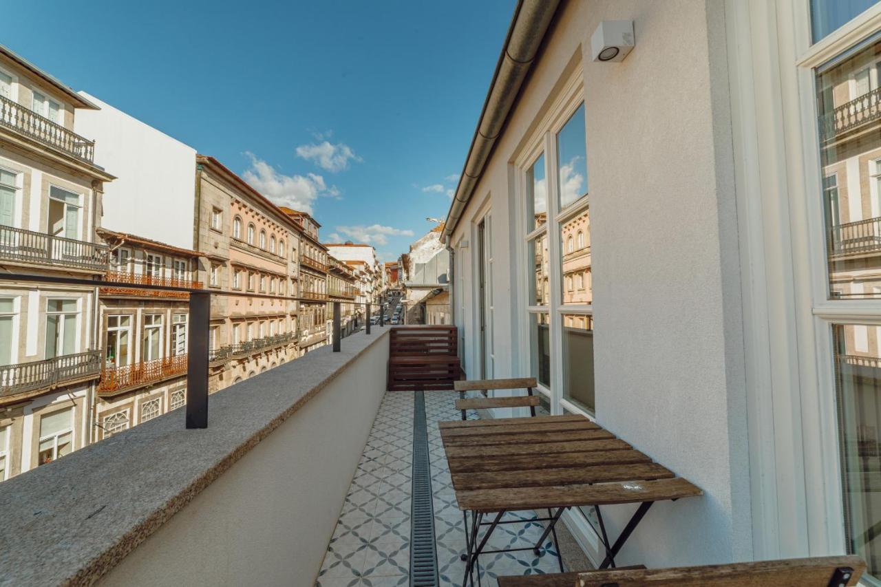 Apartment Downtown Deluxe Duplex By Homing