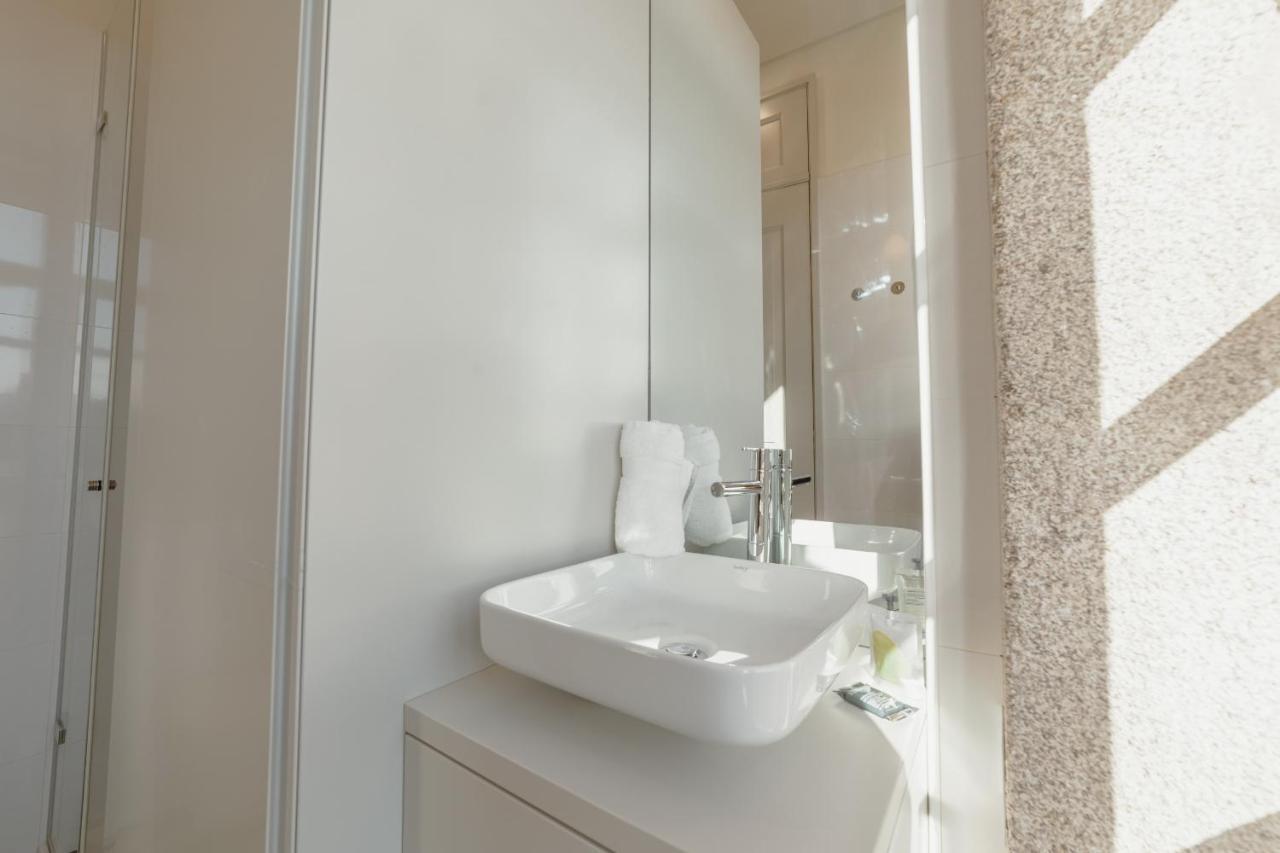 Downtown Deluxe Duplex By Homing Apartment