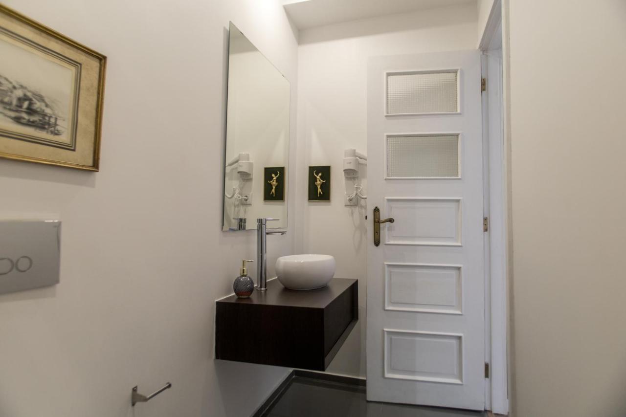 Almada & Apartment