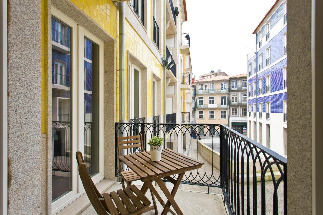 Cardosas Square Luxury By Hosts Apartment *