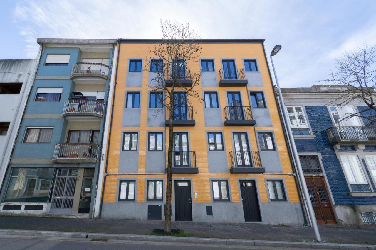 Host Wise - Bright & Contemporary Flat - Ace Location Porto