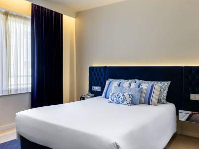 Cristal Hotel 4*