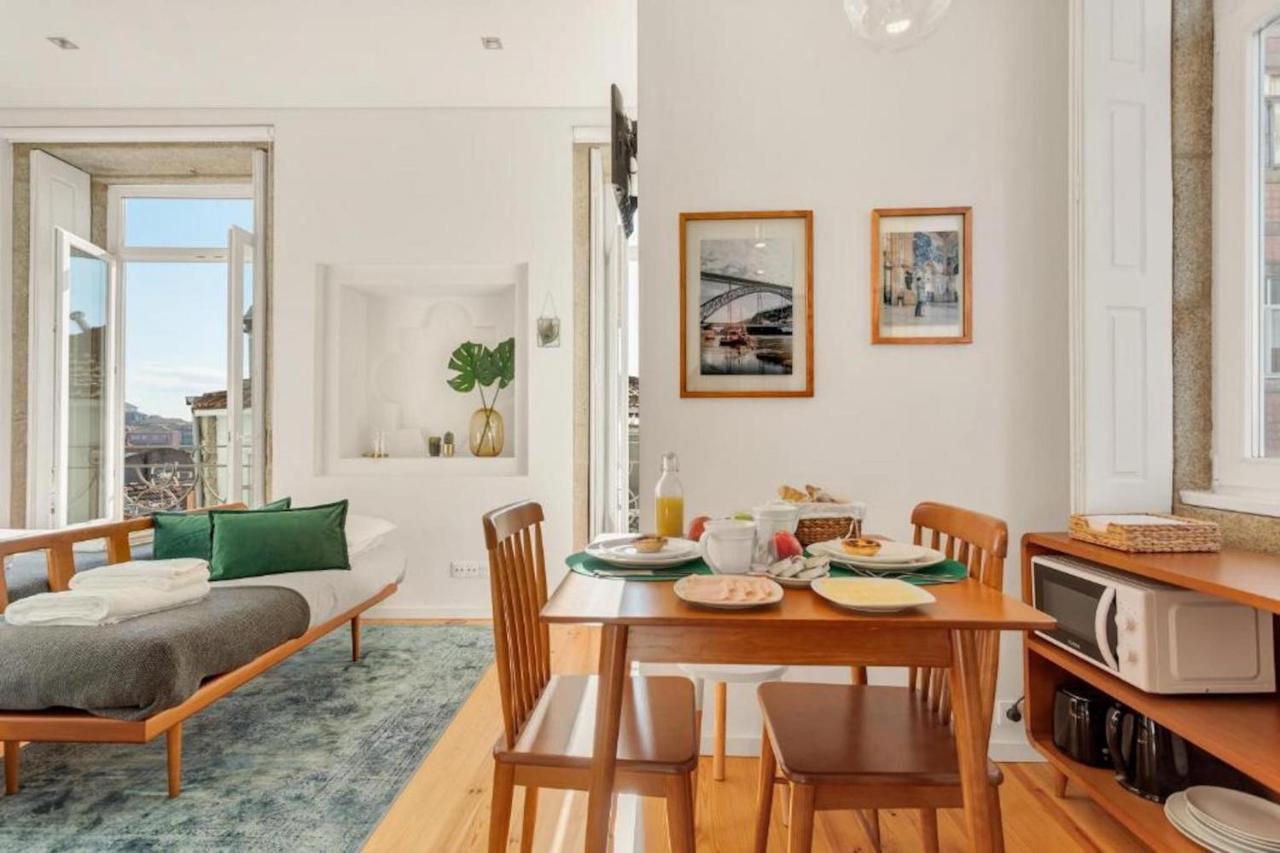 Lovely Shinny Flats With Balcony - Clerigos * Porto