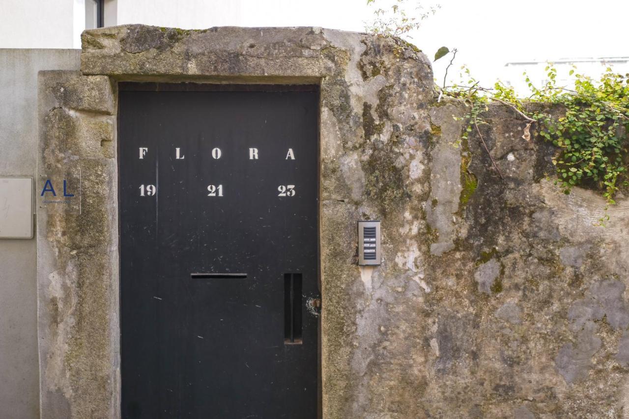 Burgo Flora 1 *