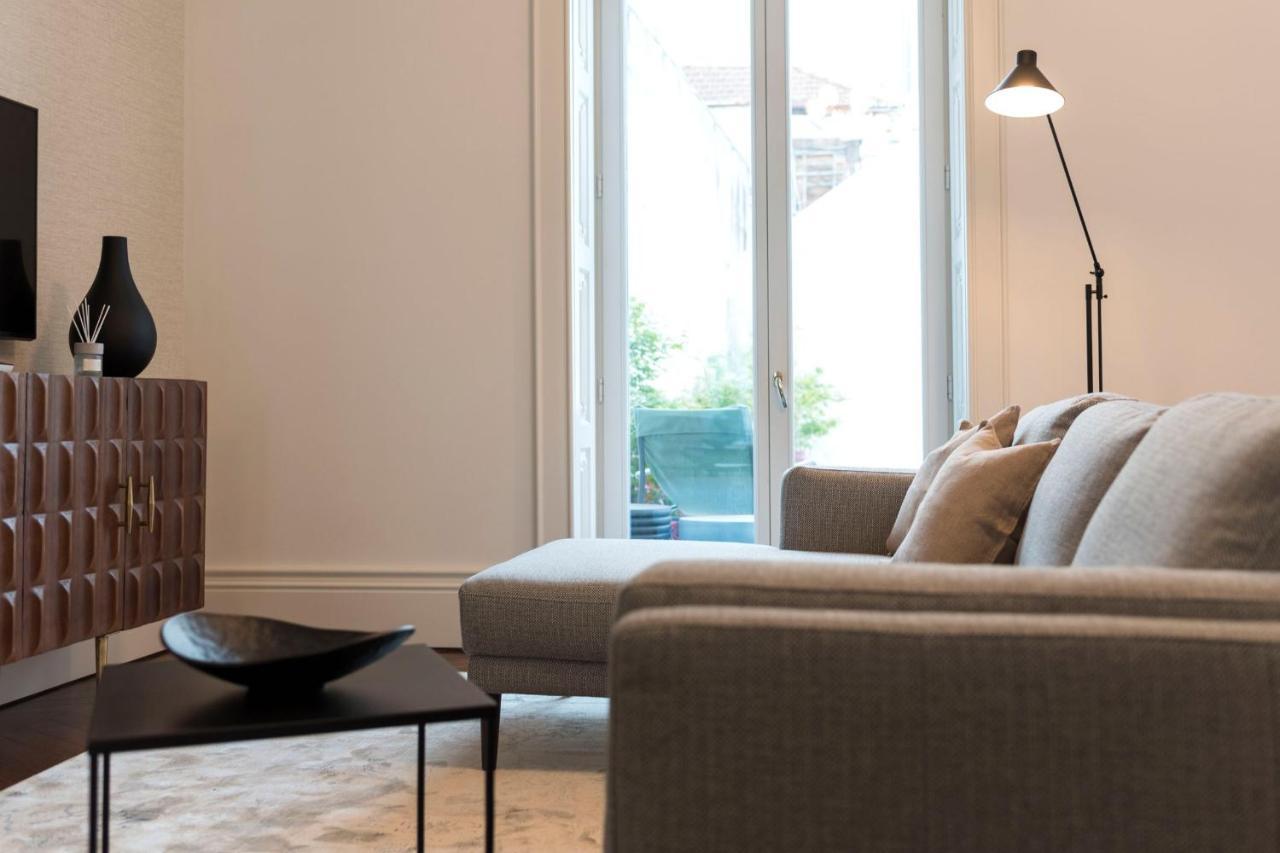 Clerigos Modern Flat W/ Ac & Patio By Lovelystay Apartment Porto
