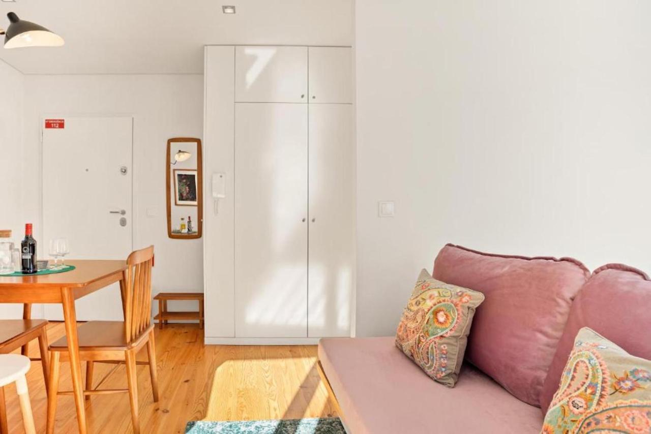 Lovely Shinny Flats With Balcony - Clerigos *