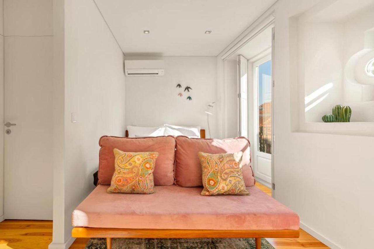 Apartment Lovely Shinny Flats With Balcony - Clerigos *