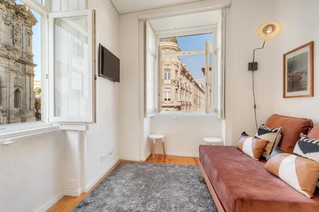 Lovely Shinny Flats With Balcony - Clerigos Porto