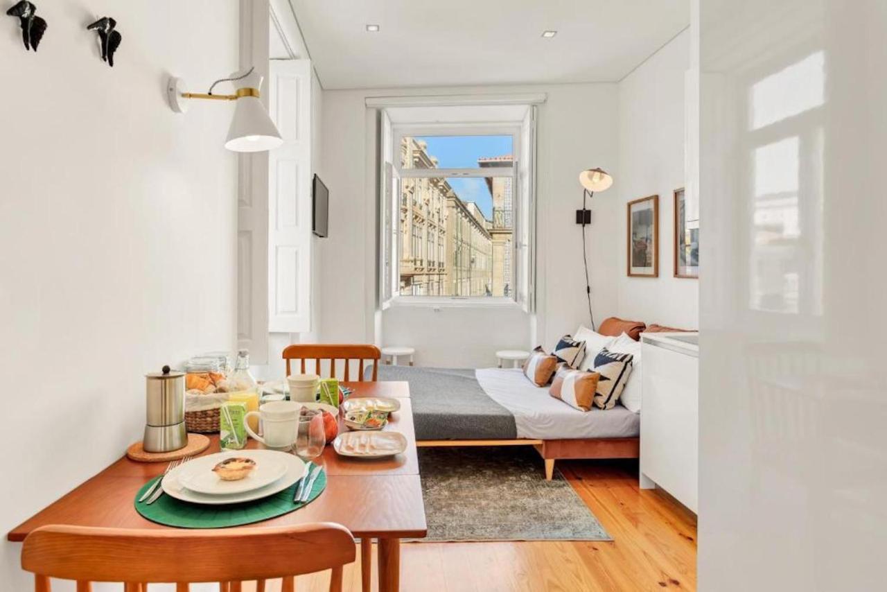 Lovely Shinny Flats With Balcony - Clerigos Apartment *