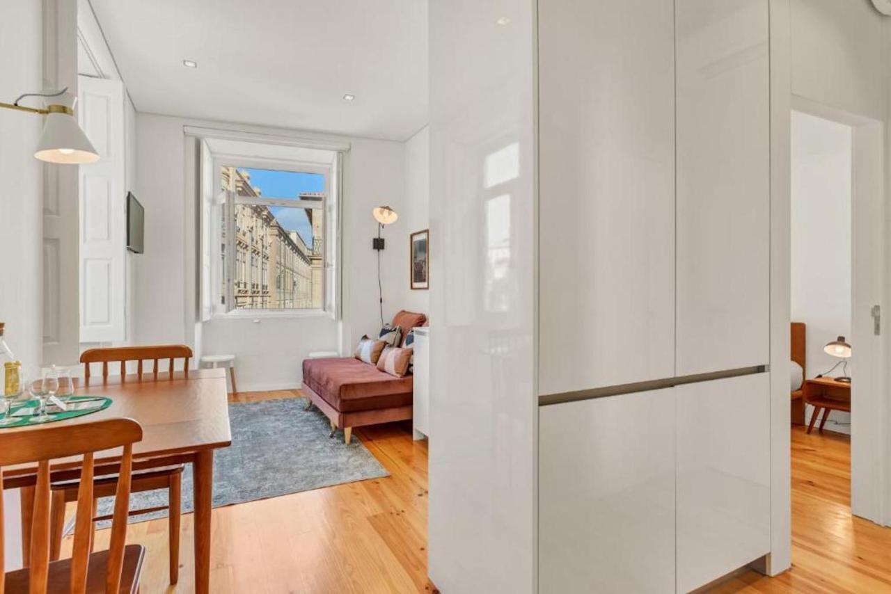 Apartment Lovely Shinny Flats With Balcony - Clerigos Porto