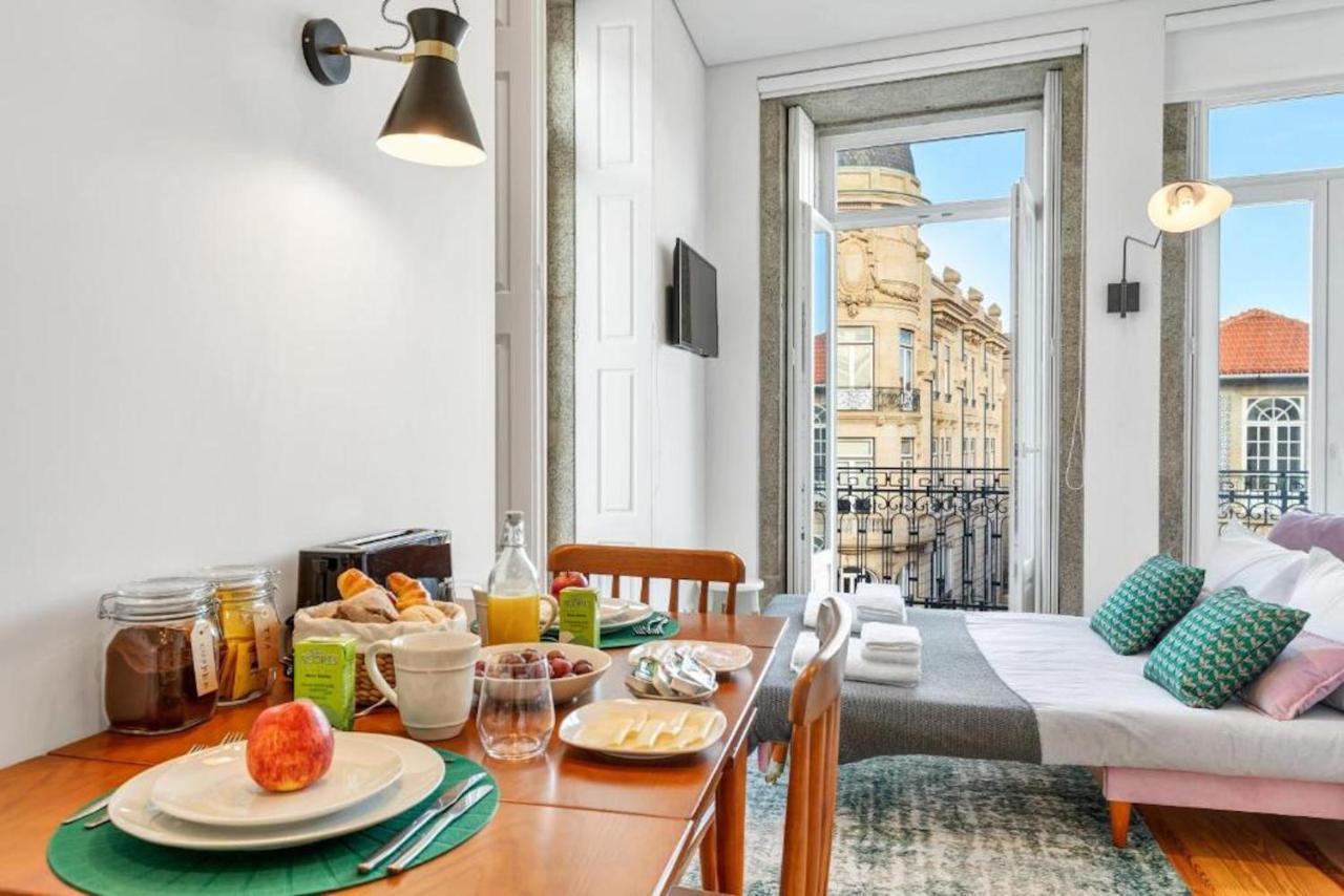 Lovely Shinny Flats With Balcony - Clerigos Porto