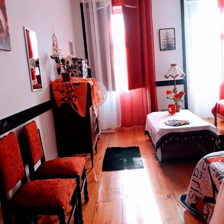 Al- Almada 4 Homestay Porto