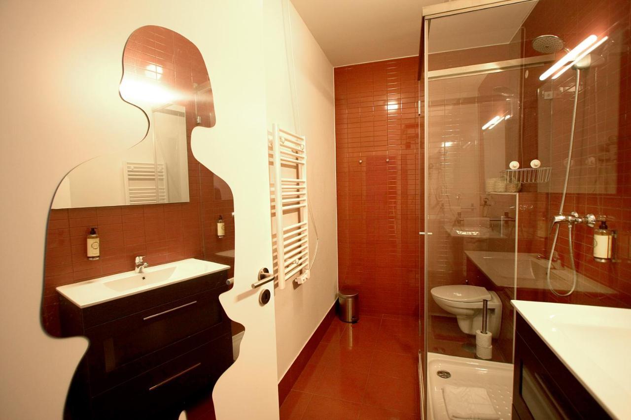 Clube Charming - Clerigos
