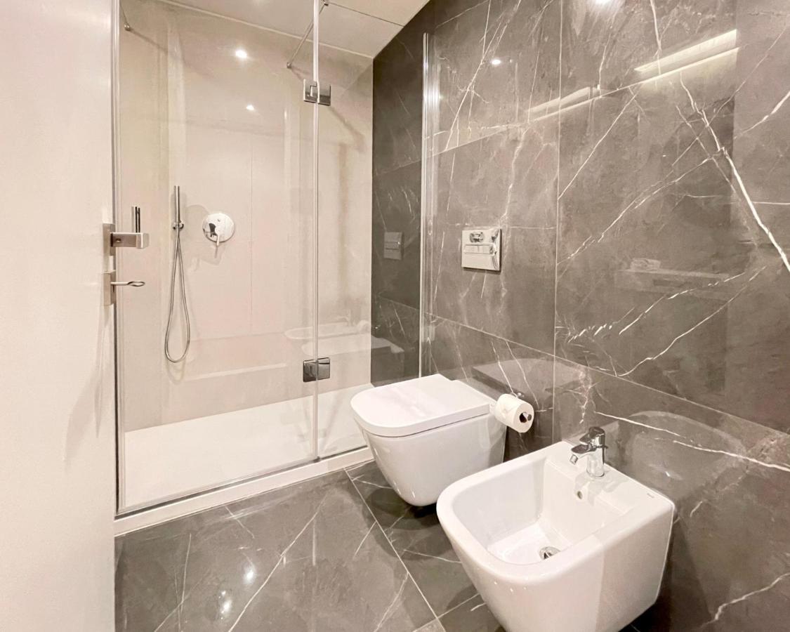 Hotel Acta The Avenue 4*