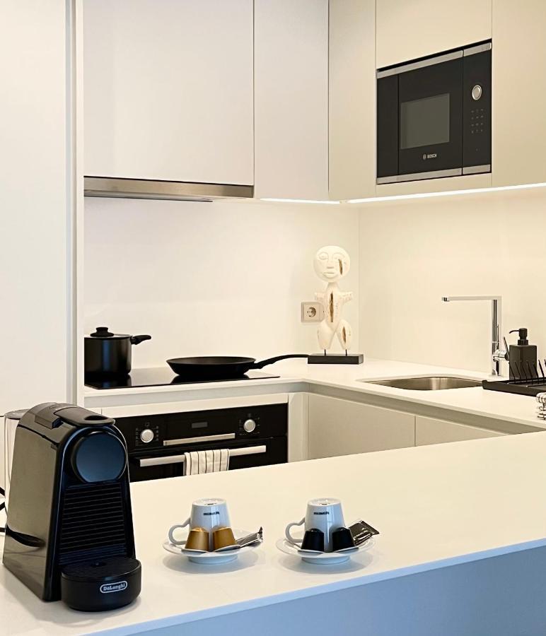 Acta The Avenue 4*