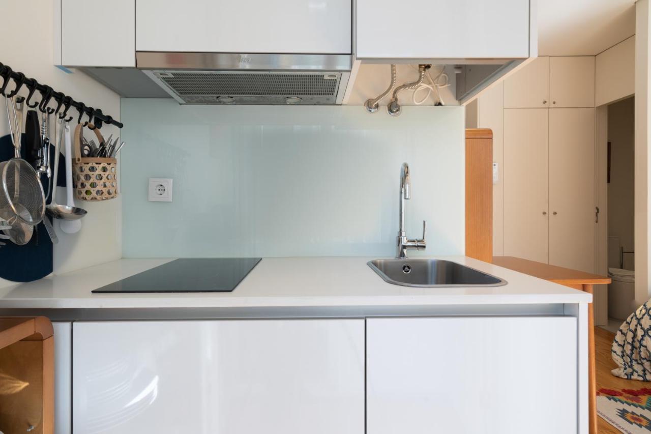 Lovely Shinny Flats With Balcony - Clerigos Apartment Porto