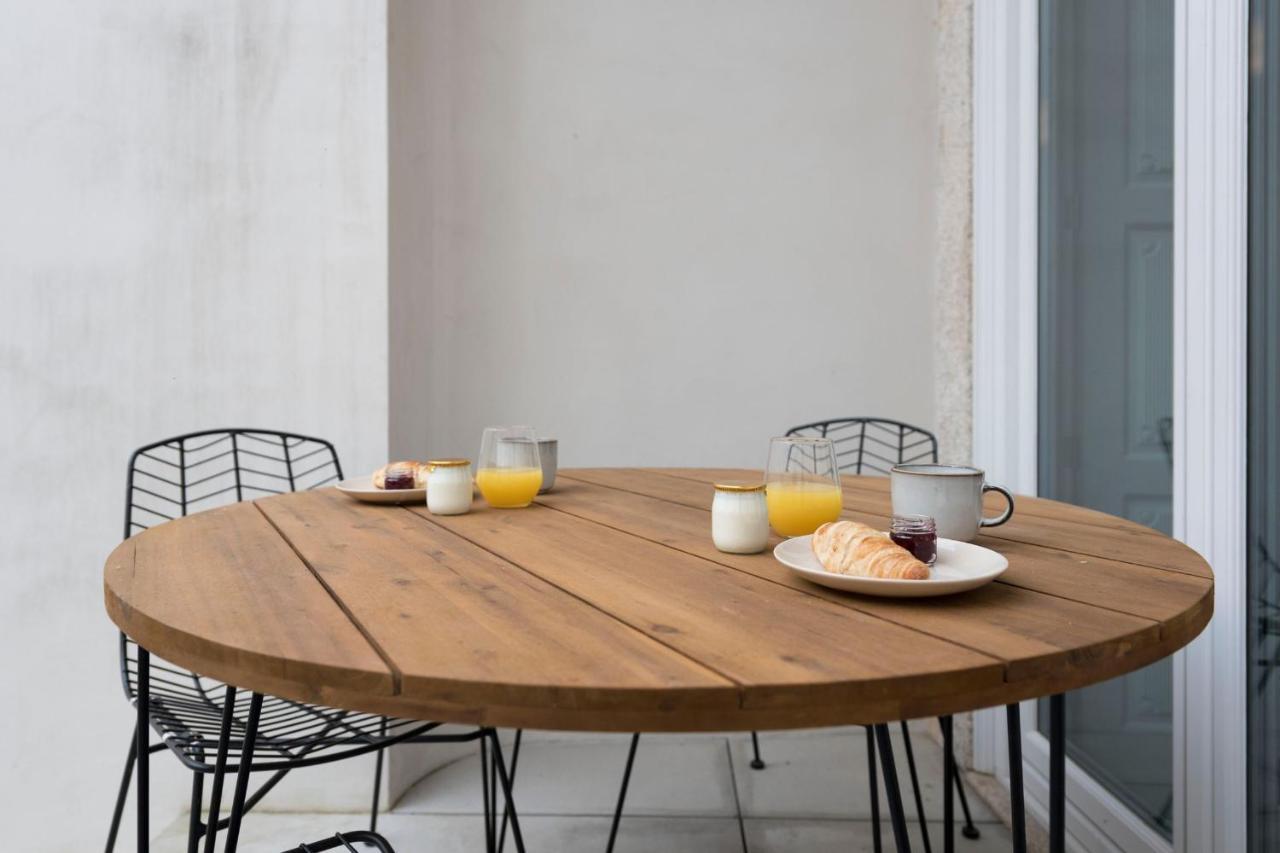 Clerigos Modern Flat W/ Ac & Patio By Lovelystay Apartment *