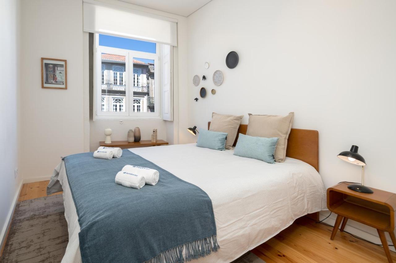Lovely Shinny Flats With Balcony - Clerigos Apartment