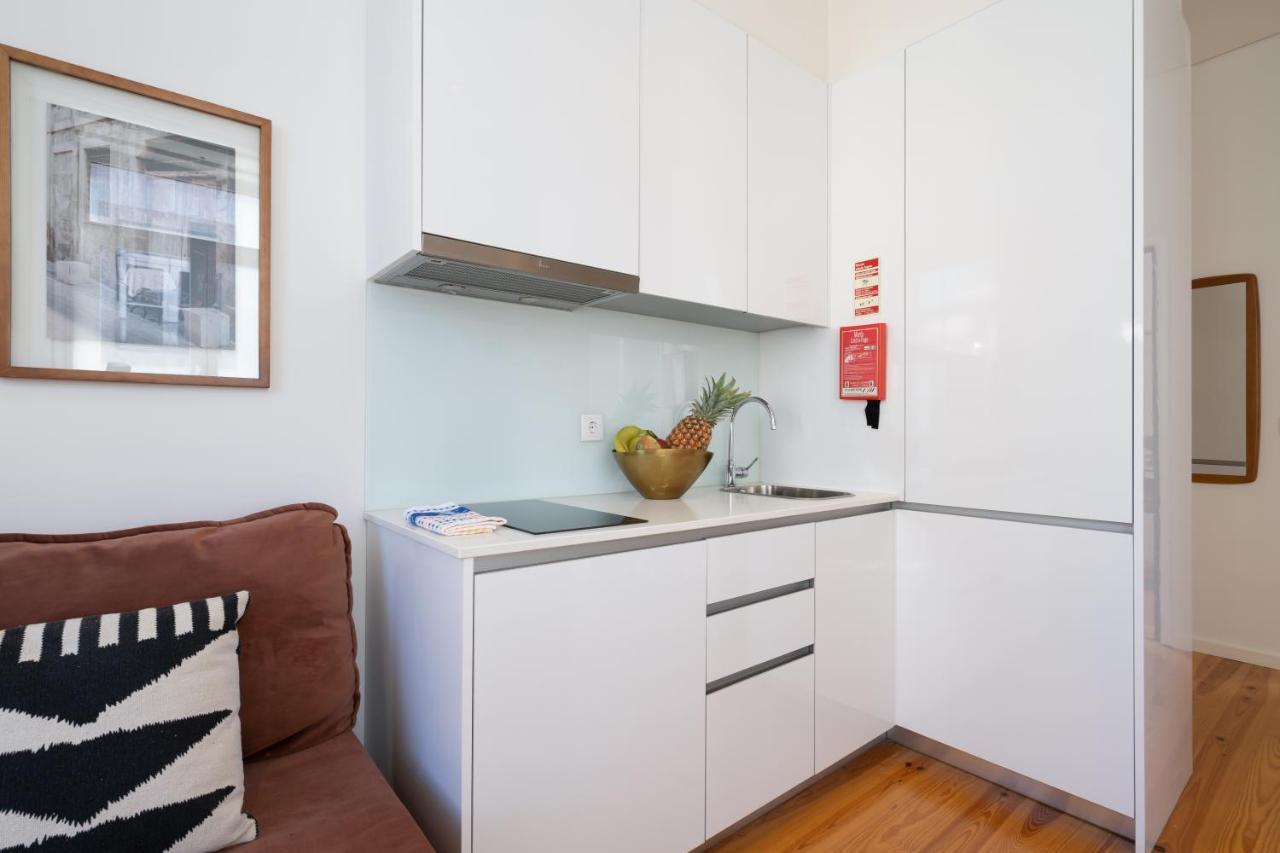 Lovely Shinny Flats With Balcony - Clerigos Apartment *