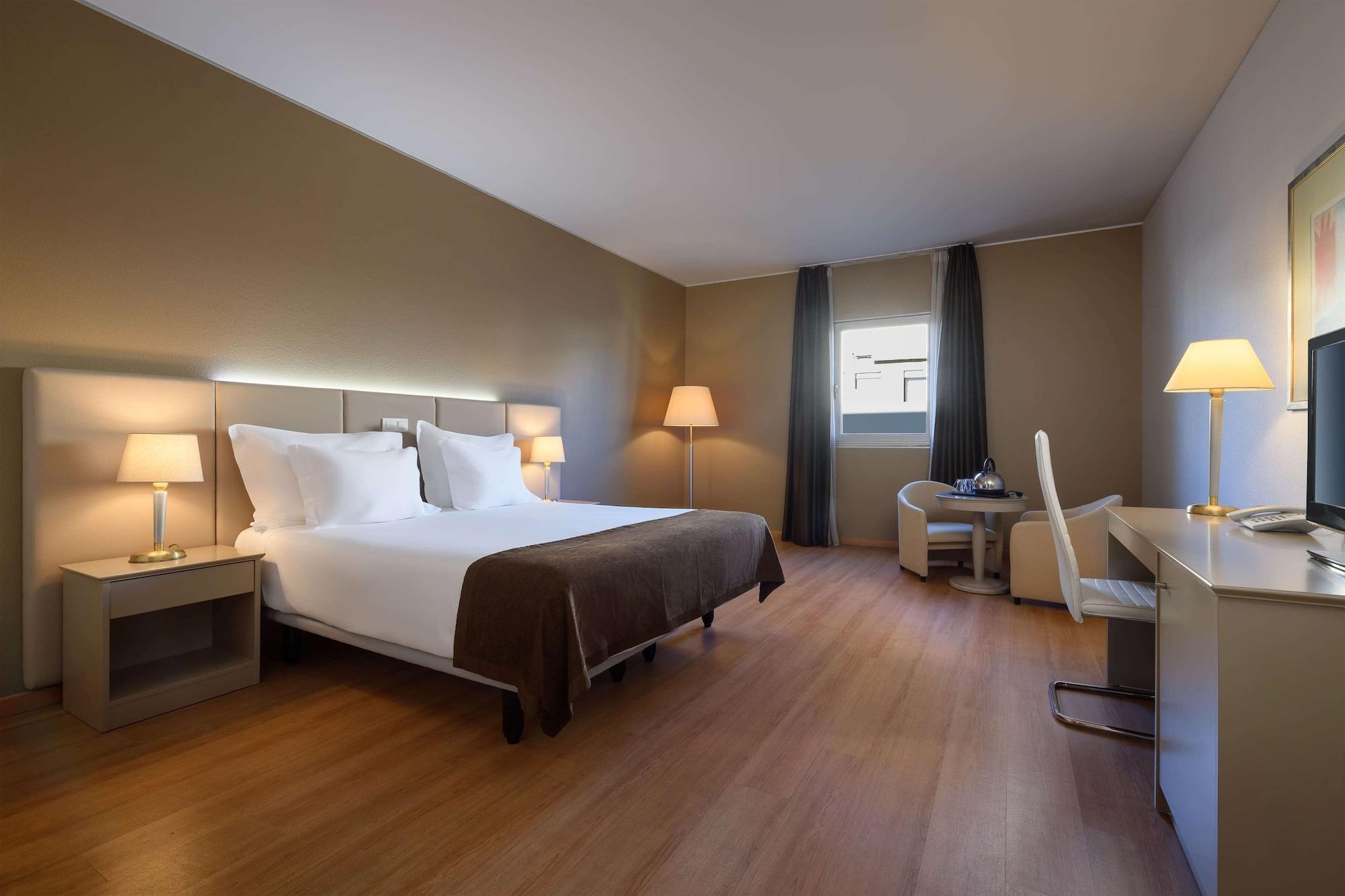 Tryp By Wyndham Centro 3*