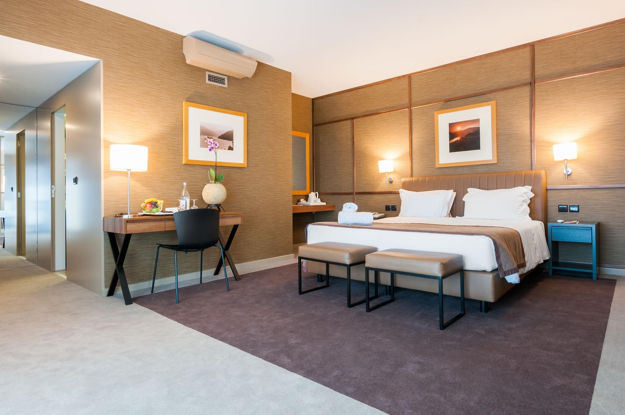 Portus Cale 4*