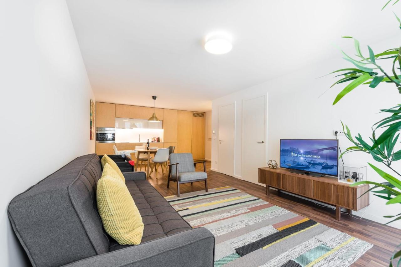Guestready - Square Painted Ceuta * Porto
