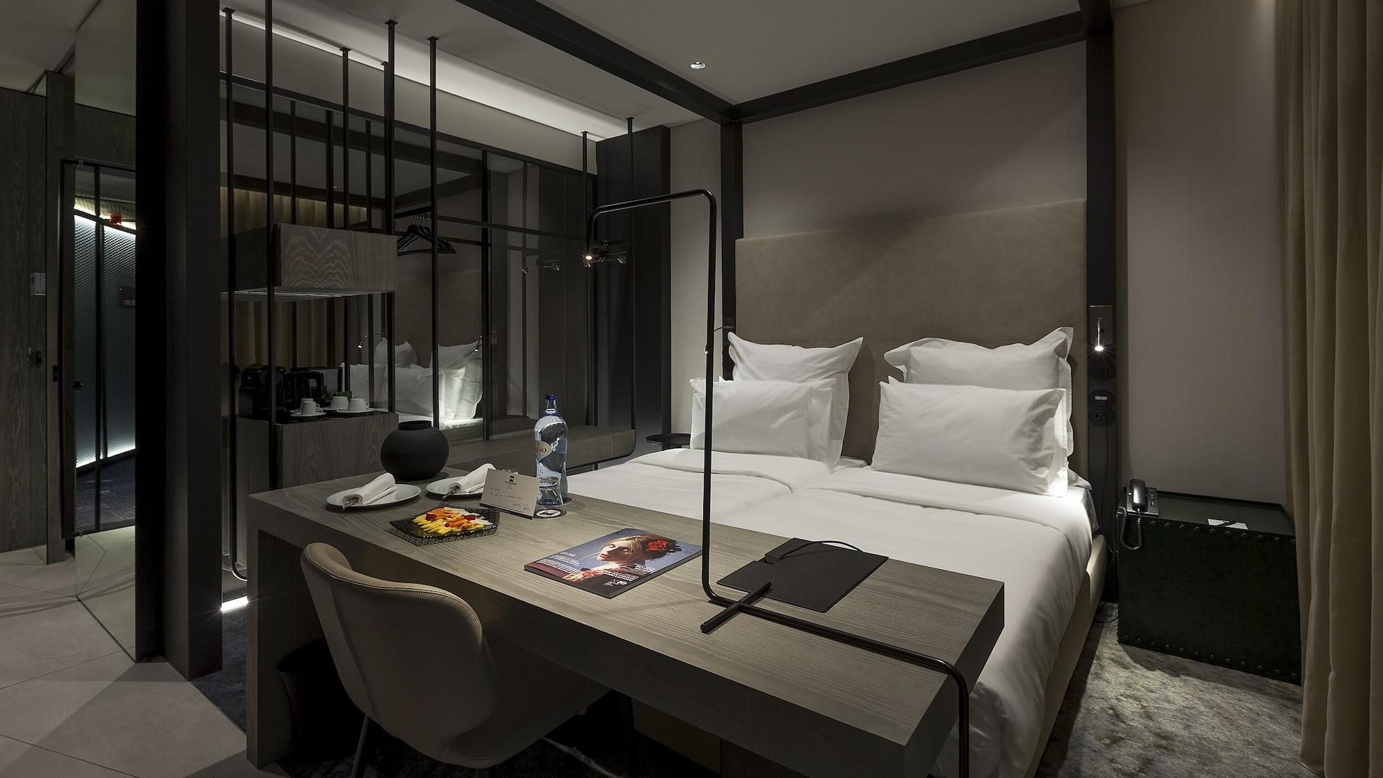 Hotel Royal Bridges 4*