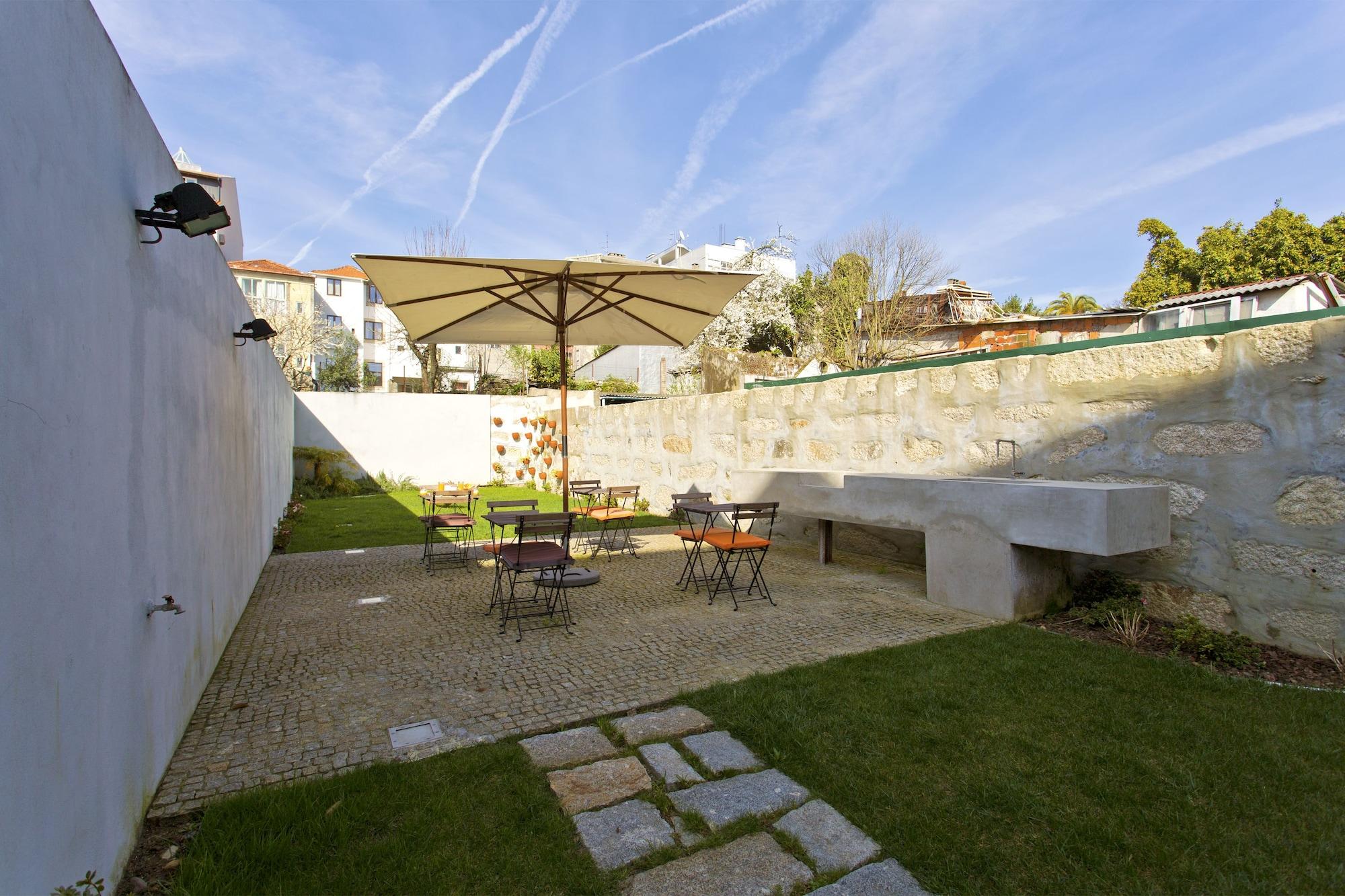 Bed & Breakfast Oporto Comfort Charming Cedofeita 2*