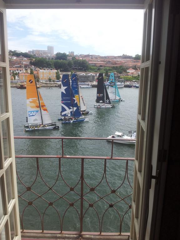 - River Front Porto