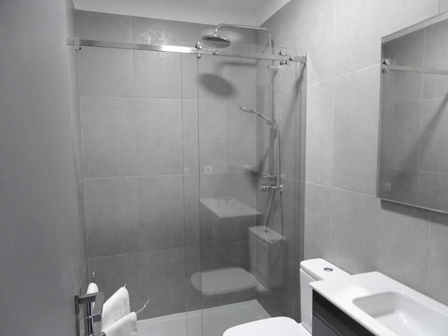 Apartment Rs *