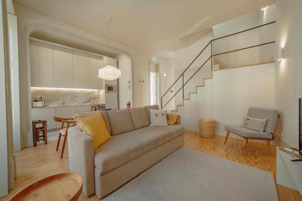 Apartment Downtown Deluxe Duplex By Homing *