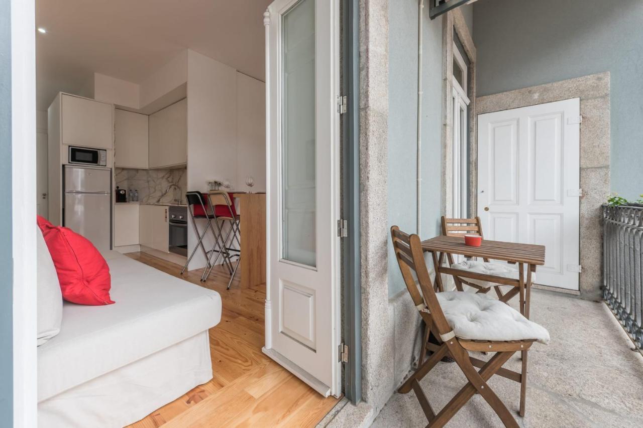 Guestready - Soft Linen Balcony Apartment