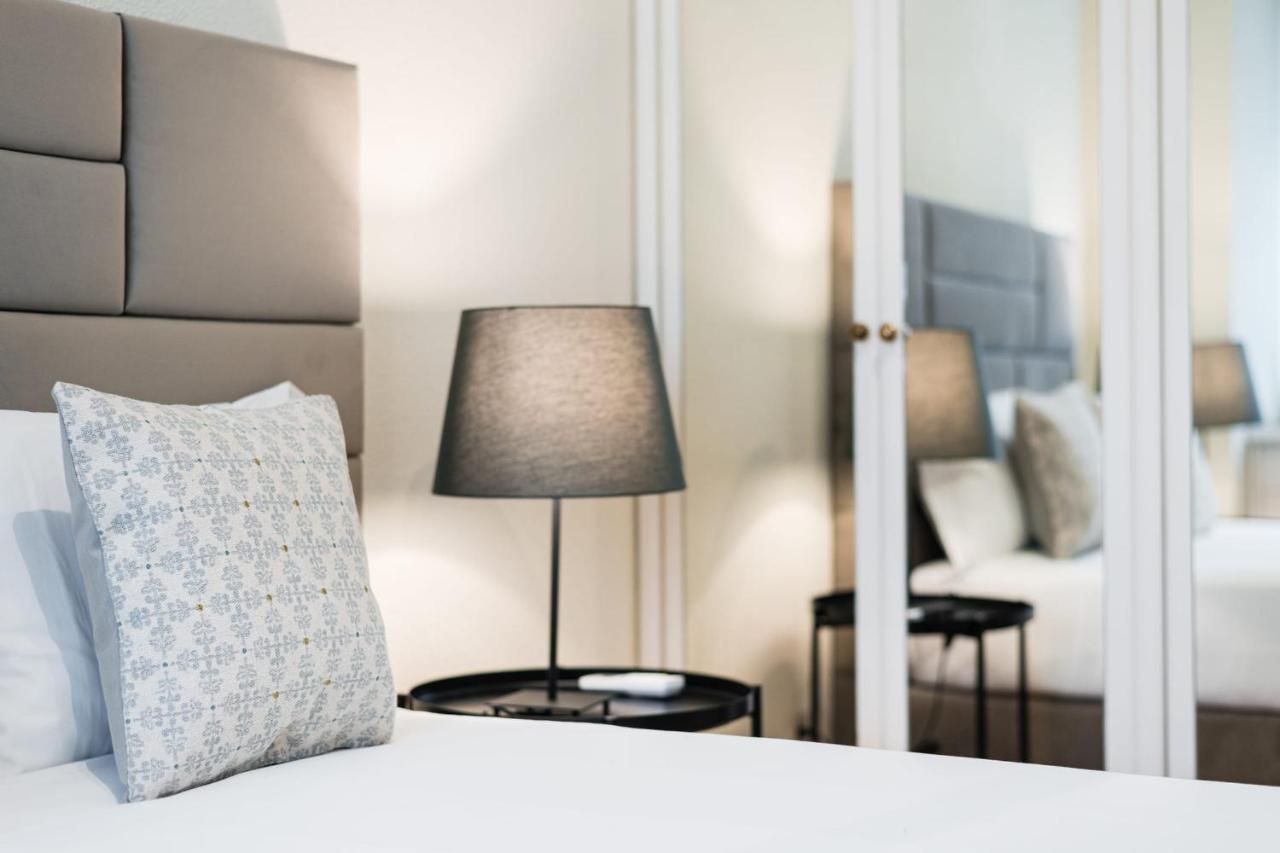 Guestready - Stroke Of Genius Duplex Apartment *