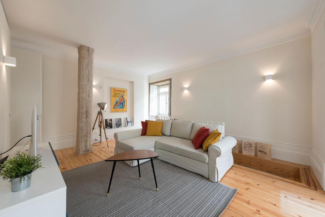 Duplex Wonder In Se W/ Patio By Lovelystay Porto
