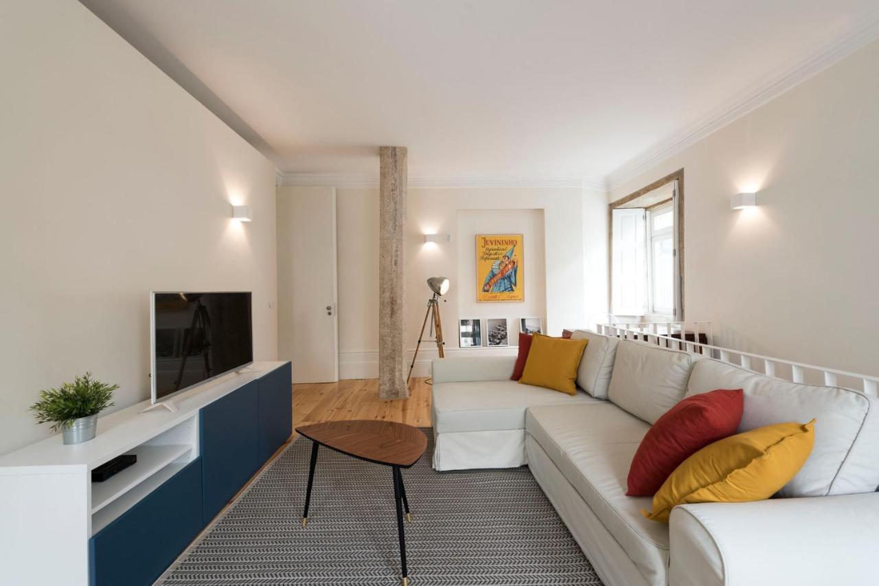 Duplex Wonder In Se W/ Patio By Lovelystay Porto