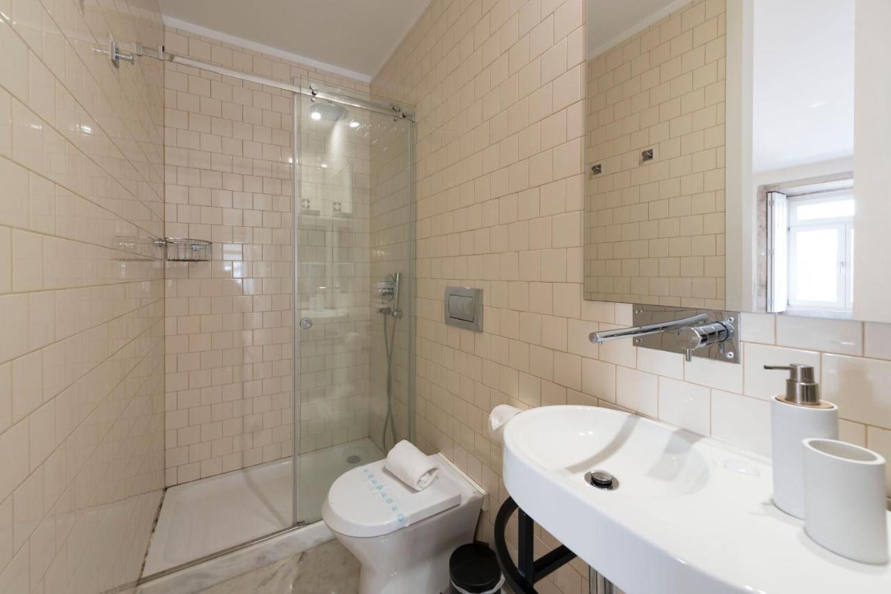 Duplex Wonder In Se W/ Patio By Lovelystay Porto