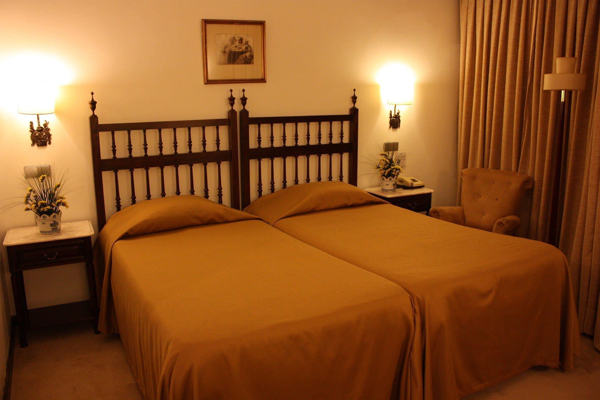 Vice-rei Hotel 2*