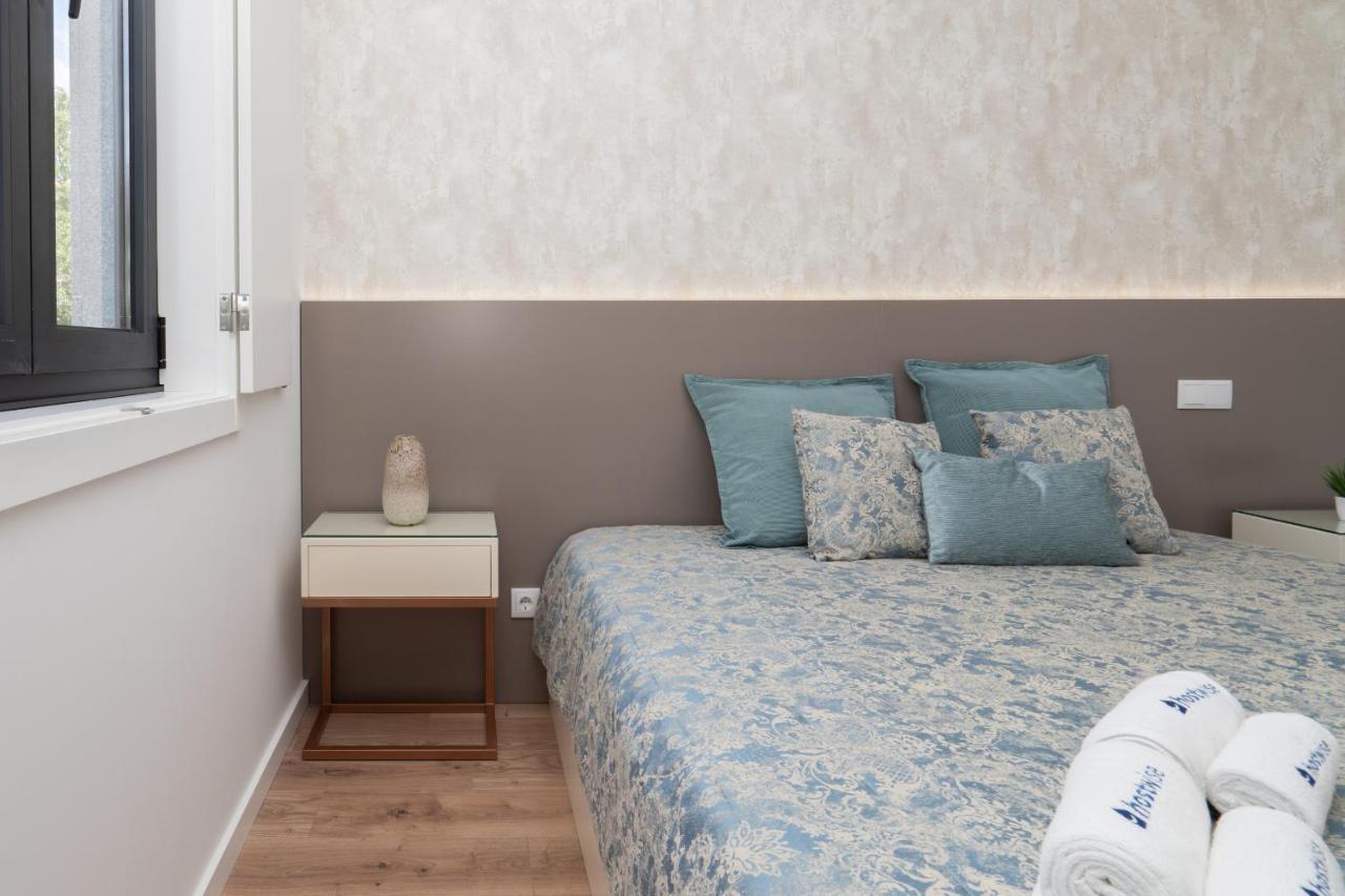 Host Wise - Bright & Contemporary Flat - Ace Location