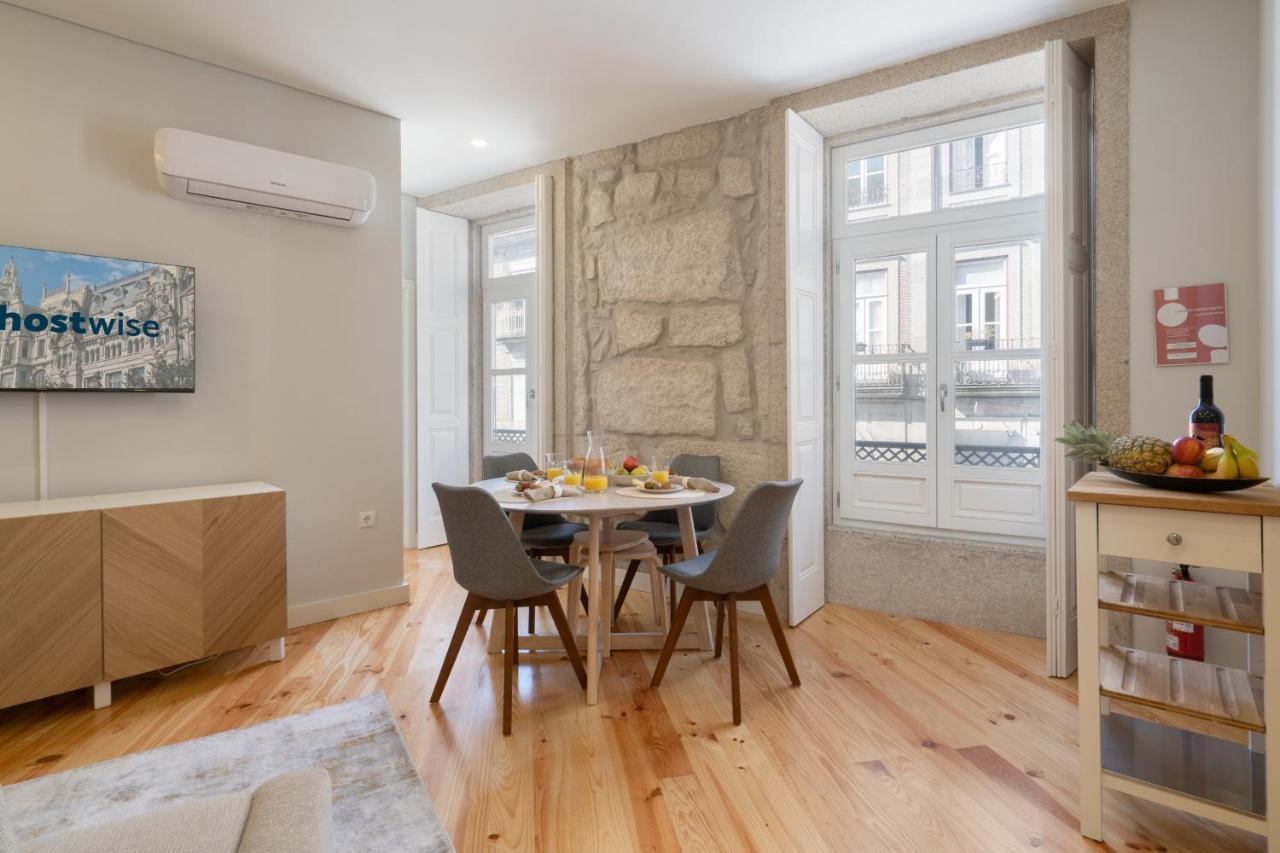 Apartment Host Wise - Enchanting Design Flat - Premium Location Porto