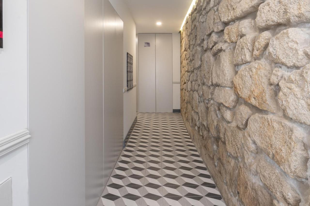 Host Wise - Enchanting Design Flat - Premium Location Porto