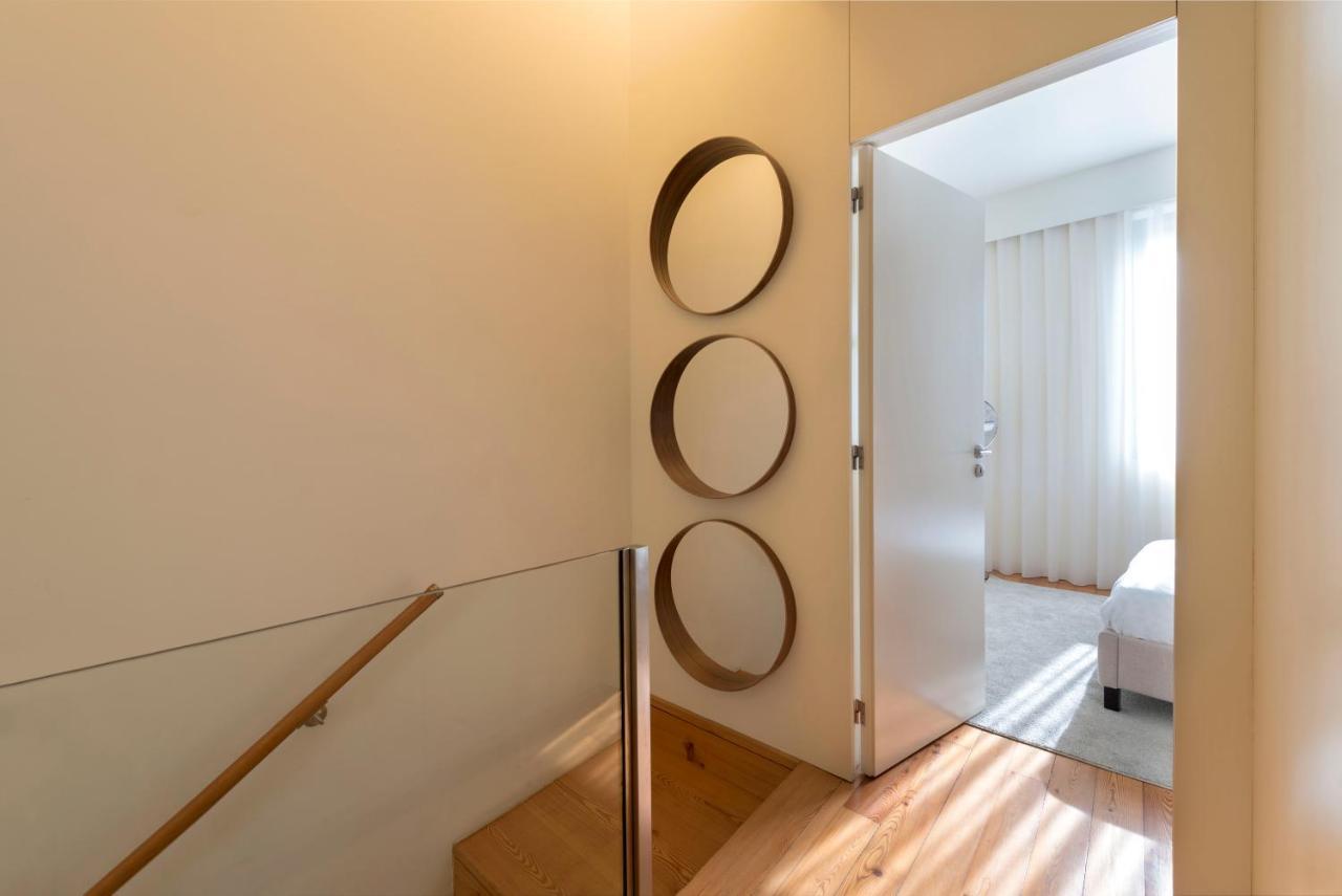 Luxurious Townhome With River View By Lovelystay Holiday home