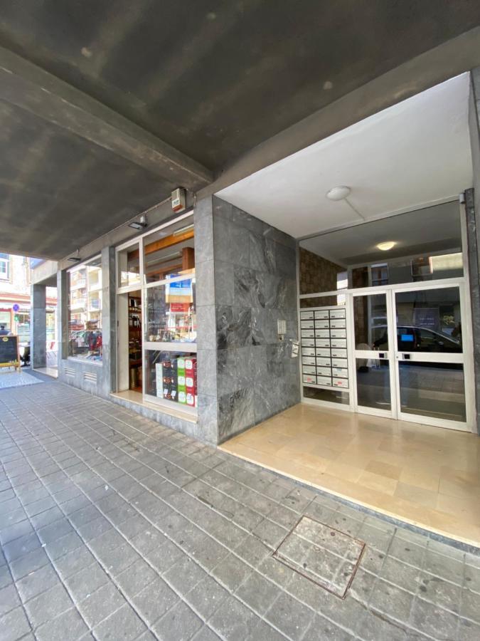 Apartment Renovated 3br Near Hotspots With Great Value *