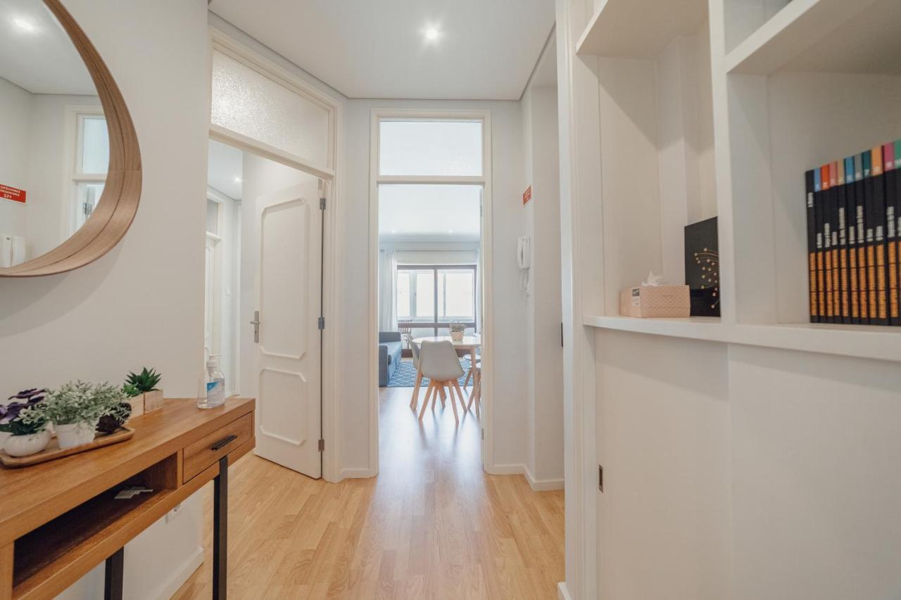 Downtown Design With Balcony By Vacationy Appartement *