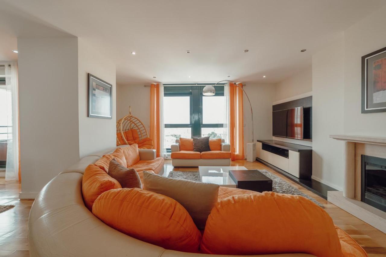 Apartment Downtown Grand Tower View *