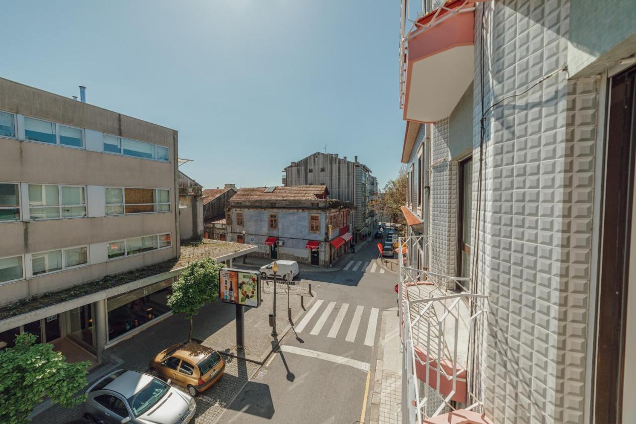 Downtown Design With Balcony By Vacationy Apartamento *