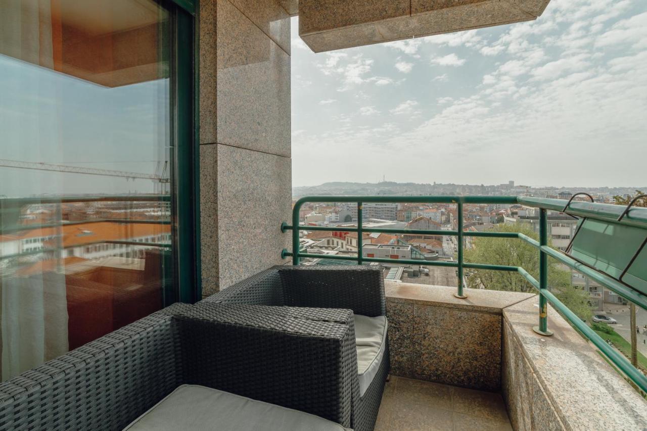 Downtown Grand Tower View By Vacationy Apartment Porto